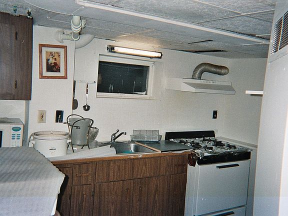 Basement kitchen 
