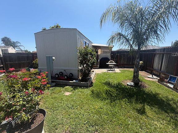 2nd image of 8476 W Stockton Blvd Space 29