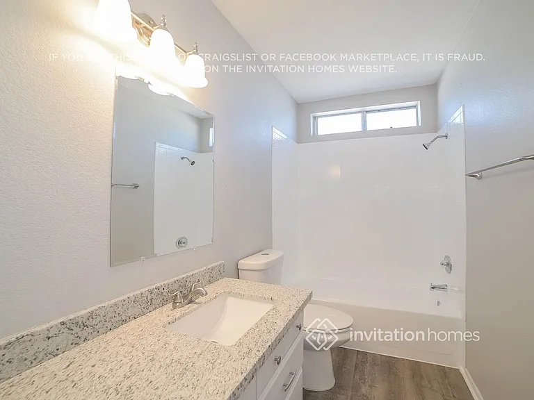 2902 W Sandra Ter — Photo 12