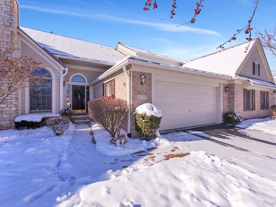 16729 Lyonhurst Cir, Northville, MI, 48168