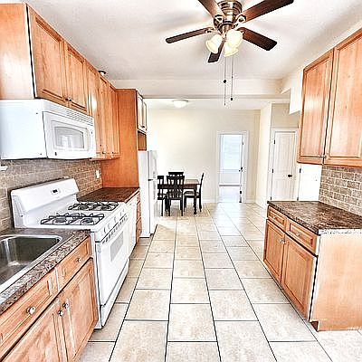 3rd image of 25-44 22nd St #1