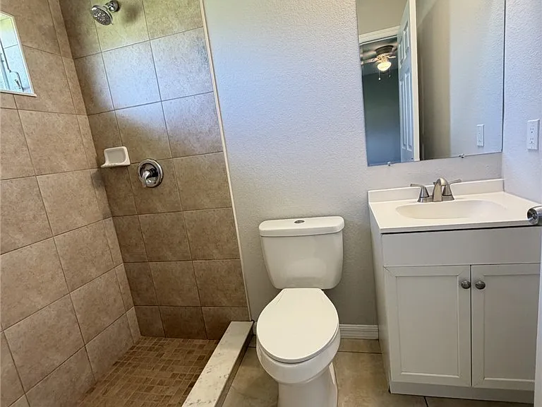 1817 Santa Barbara Blvd — Photo 11