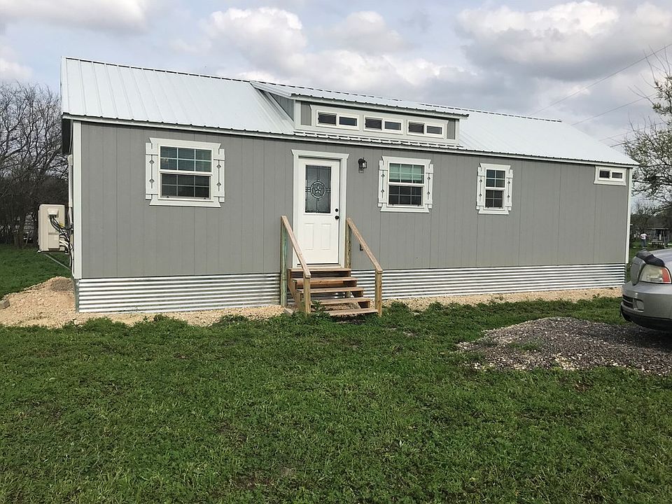 1st image of 101 Sunrise Cir #B