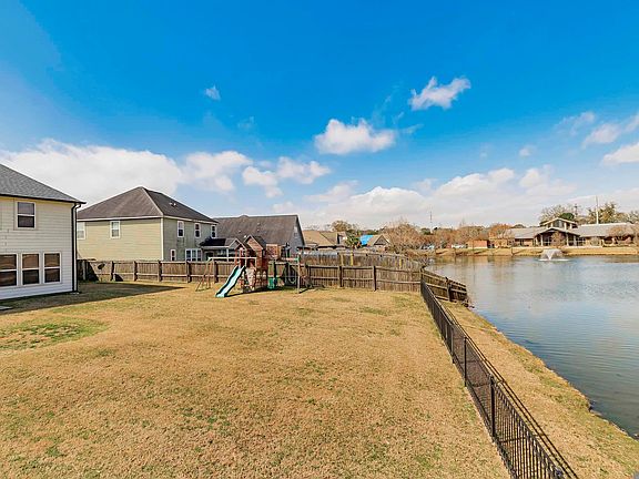 2nd image of 13819 Stone Gate Dr