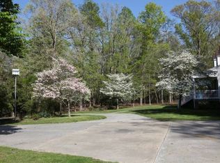 7775 Boulder Ln, Disputanta, VA 23842