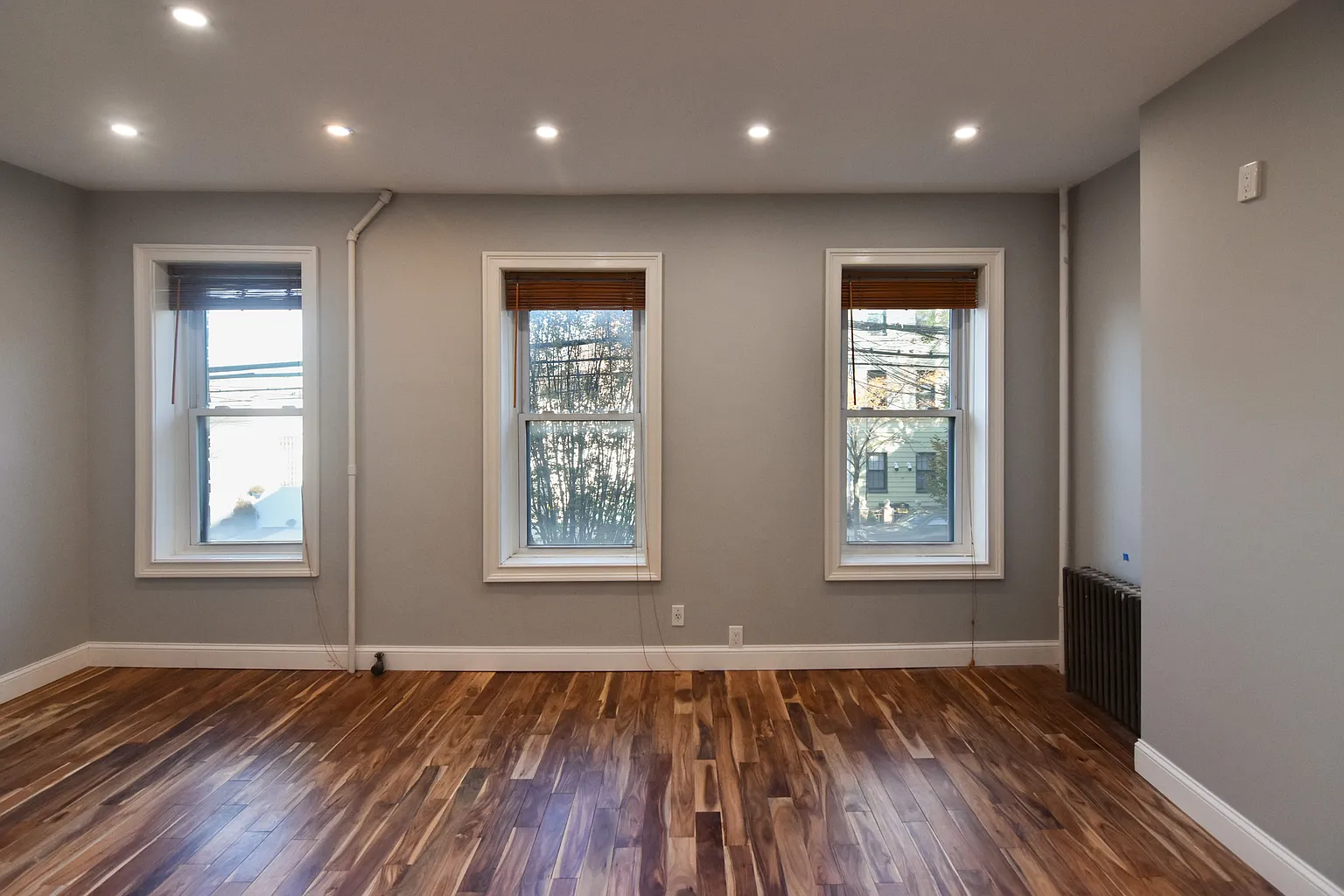 287 Kingsland Ave Floor 2 photo 1