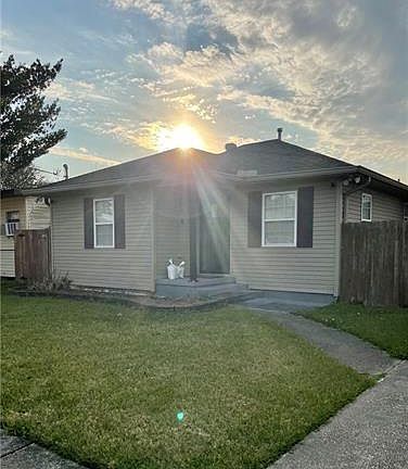 2nd image of 3516 Park Blvd