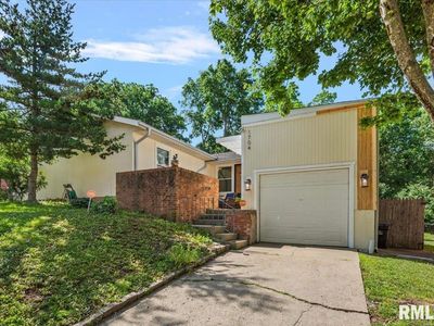 1704 W Jackson St, Springfield, IL, 62704