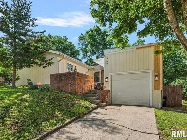 1704 W Jackson St, Springfield, IL 62704