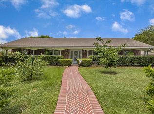 2813 Frostwood Cir, Dickinson, TX 77539