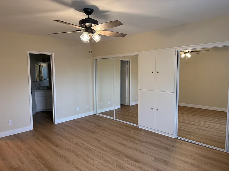 2601 N Glenoaks Blvd #E — Photo 29