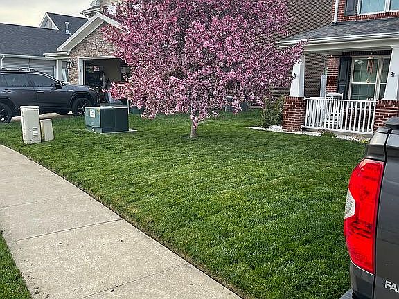 2nd image of 2568 Palomino Pl