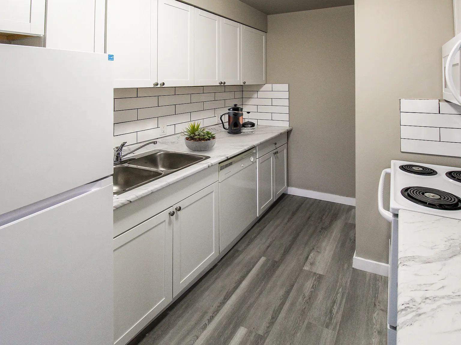Bannerman Apartments — Photo 1