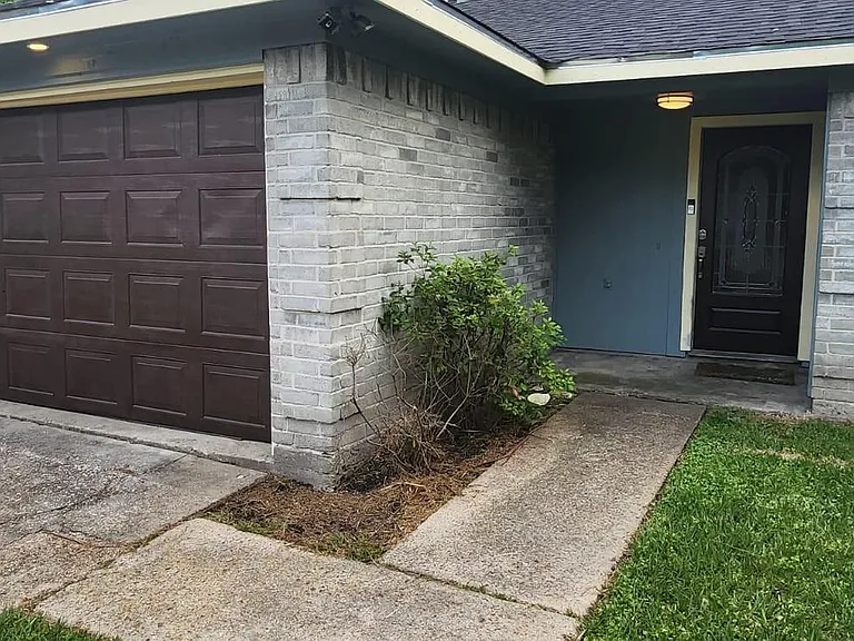 23431 Dew Wood Ln — Photo 2