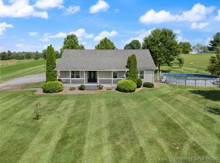 9912 S Bush Rd, Pekin, IN 47165