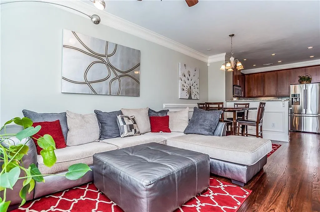 3663 Ashford Creek Vw NE — Photo 4