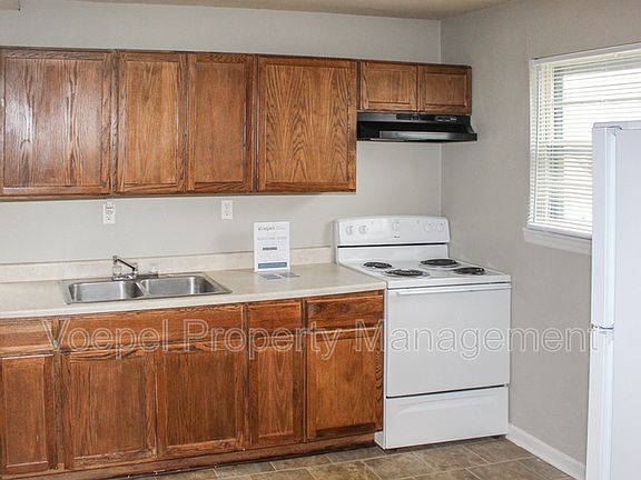 4th image of 4725 Vista St