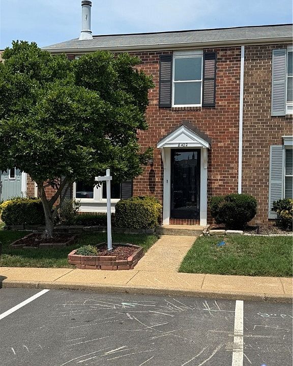 1st image of 8422 Shannon Green Ct