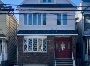419 Kennedy Blvd #2, Bayonne, NJ 07002