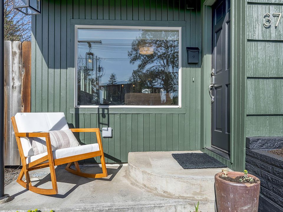 371 NW Columbia St, Bend, OR 97703 Zillow