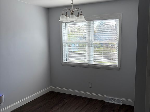 3rd image of 1137 Sweeney St #1/2