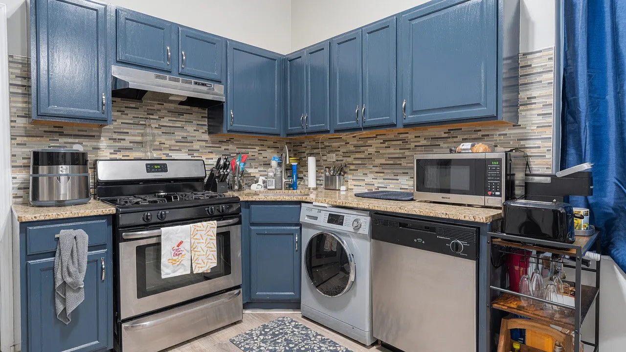 1 bed, 1.0 bath, $2,250 — Photo 3