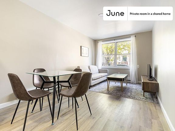 4th image of 71 Clermont Ave #D