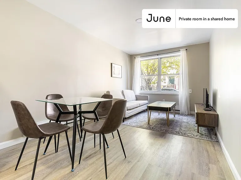 71 Clermont Ave #D — Photo 4