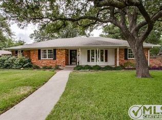 4938 Harvest Hill Rd, Dallas, TX 75244