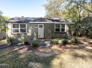 1815 NW Wilkins St, Knoxville, TN 37921