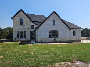 327 Magnolia Ct, Trenton, TX 75490