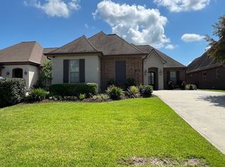 5815 Willow Breezes Dr, Lake Charles, LA 70605