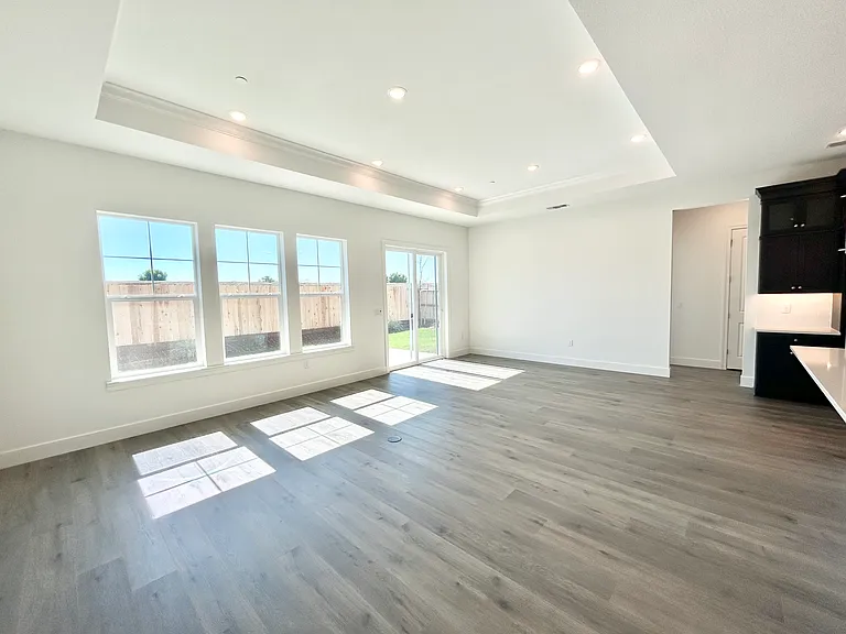 238 Apple Grove Ave — Photo 10