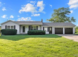 5283 Westwood Dr, Saint Charles, MO 63304
