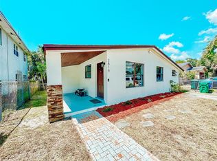 2816 NW 8th St, Fort Lauderdale, FL 33311