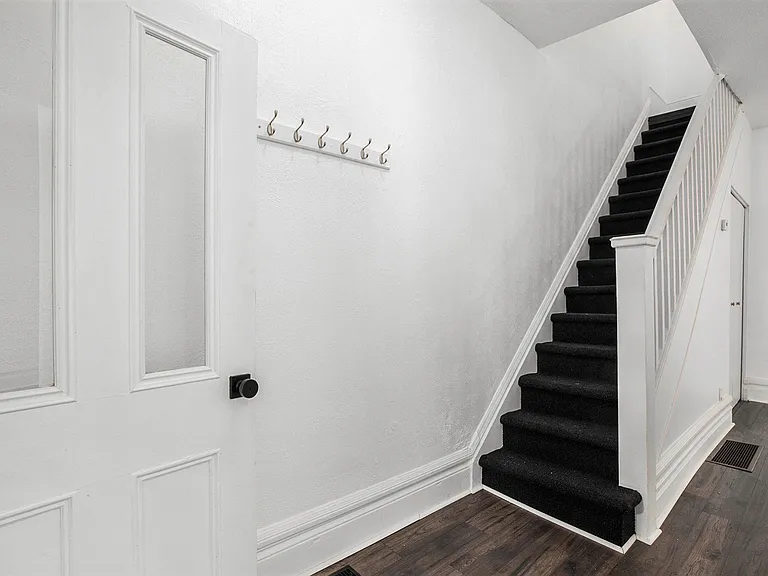 116 Boteler St #1 — Photo 4