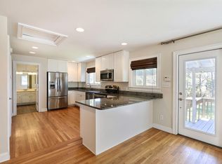 130 E Back St, Savannah, GA 31419