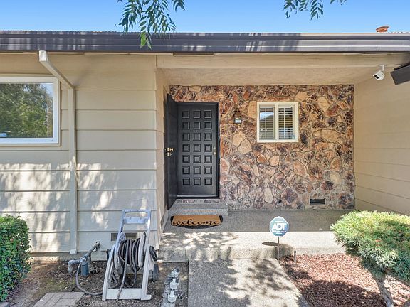5th image of 6995 Wavecrest Way