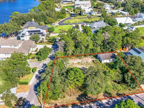 734 Gainous Rd, Panama City Beach, FL 32413