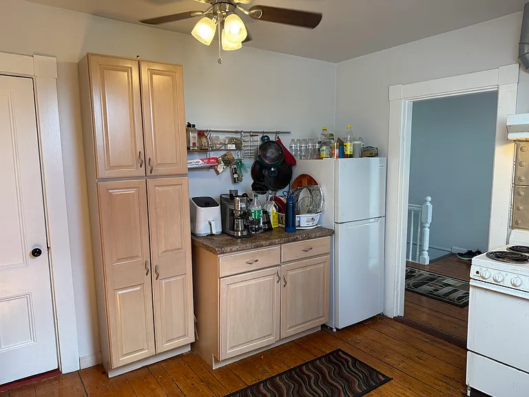 26 Winthrop St #2 — Photo 4