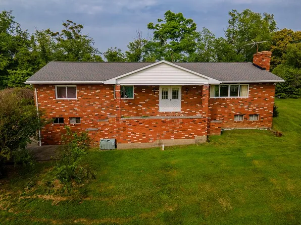 8432 Fork Ridge Rd, Glen Easton, WV 26039