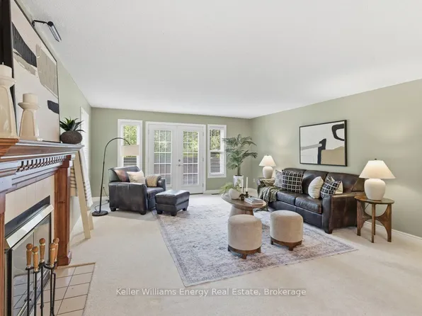 1667 Nash Rd #F6, Clarington, ON L1E 1S8