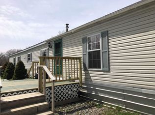 1 McKenzie Cir, Norridgewock, ME 04957