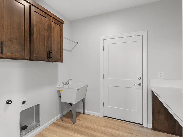1524 W 14th Ave — Photo 31