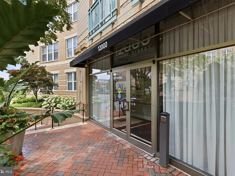 12000 Market St #148 — Photo 2