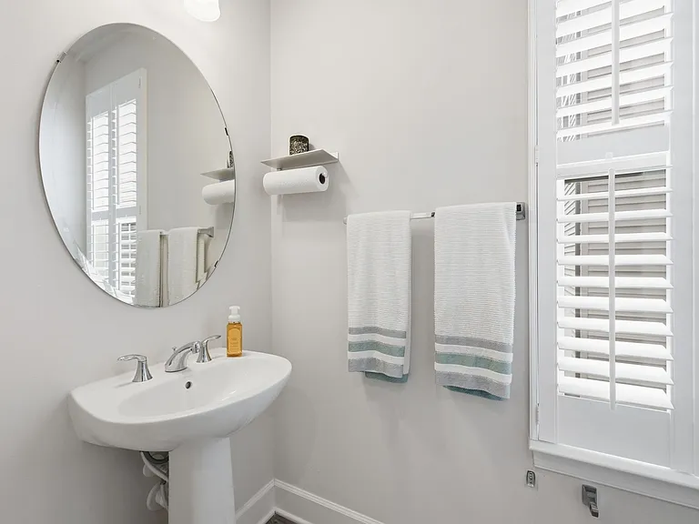 9553 Capital Ln #1 — Photo 44