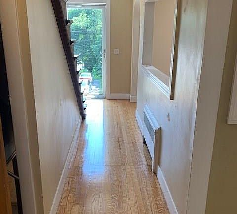 3rd image of 86 Harris Ave