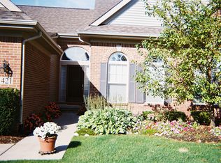 1421 Covington Xing, Commerce Township, MI 48390