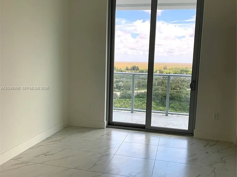 2000 W Metropica Way #1603 — Photo 11