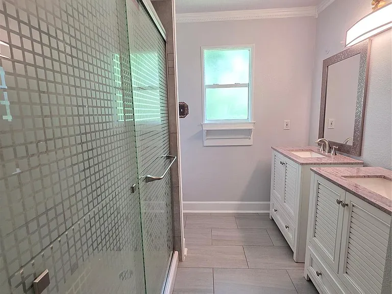 710 E Pony Ln — Photo 12